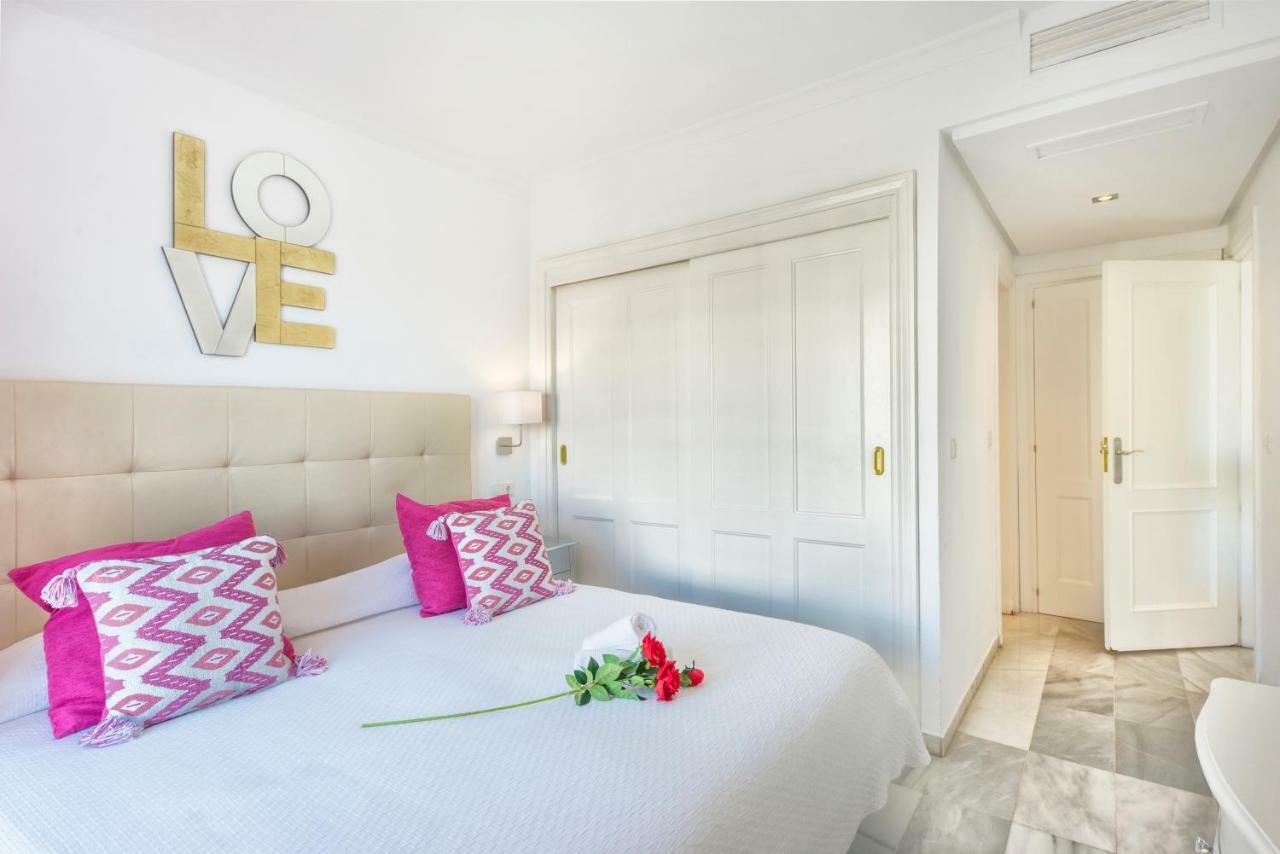 Jardines Del Puerto Apartment Marbella Ngoại thất bức ảnh