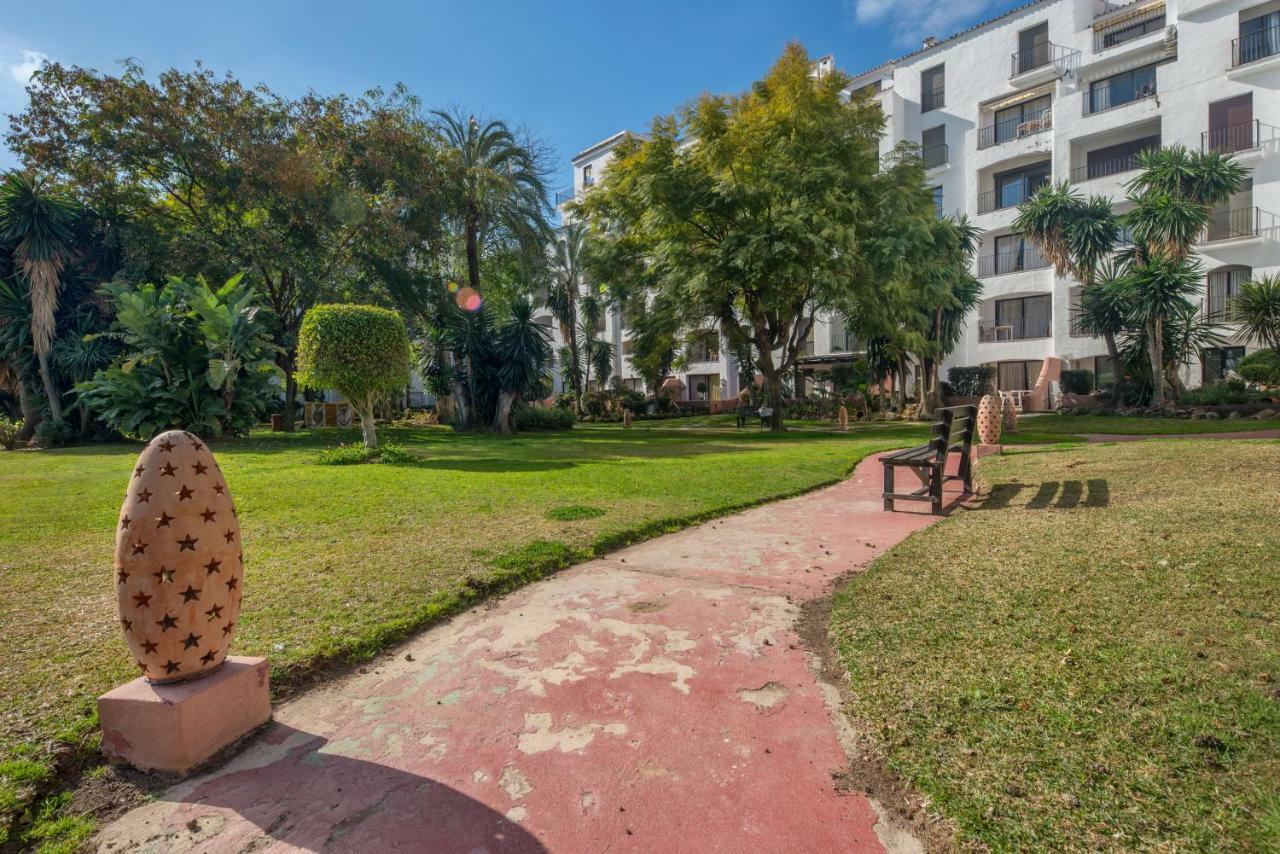 Jardines Del Puerto Apartment Marbella Ngoại thất bức ảnh